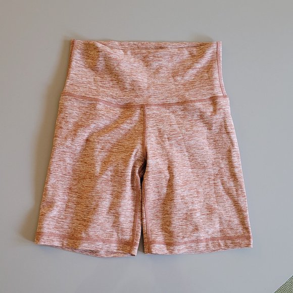 Aritzia "the constant" bike shorts NWOT size S ❤️ - Picture 3 of 5